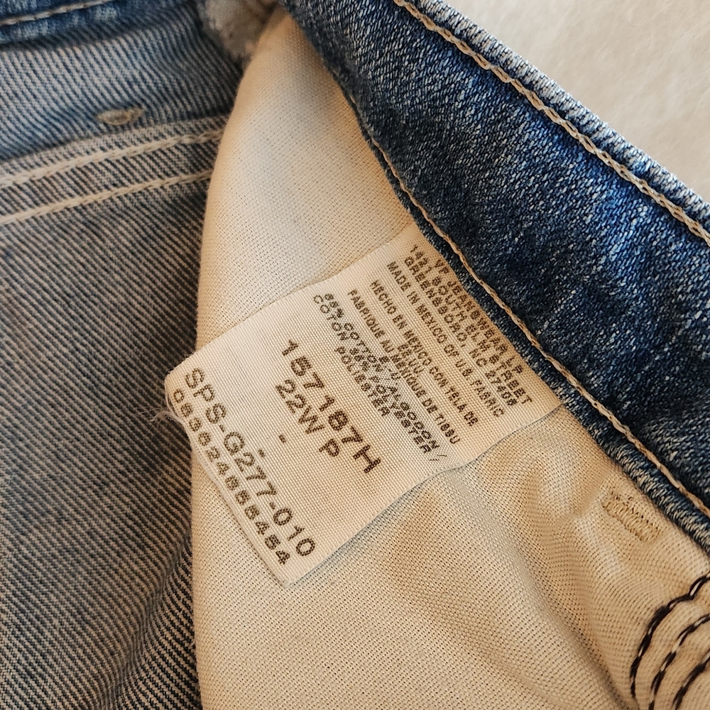 Men's Blue Jeans - Picture 5 of 9